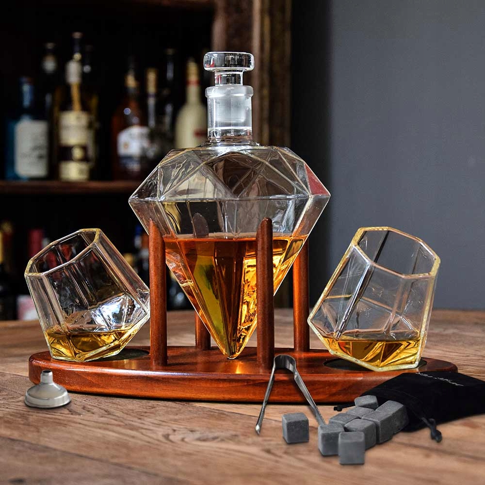 Krištalová karafa na whisky v tvare diamantu – ďalší pohľad